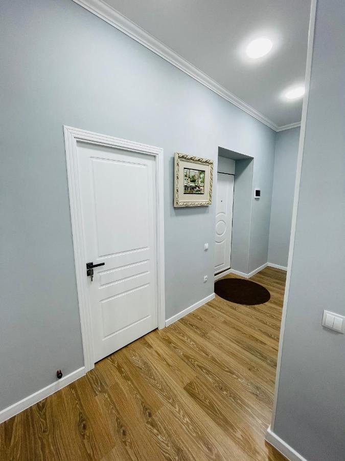 Amir Temur Apartment In Center After Renovation Taškent Exteriér fotografie
